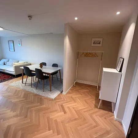 Pen I Et Koselig Nabolag