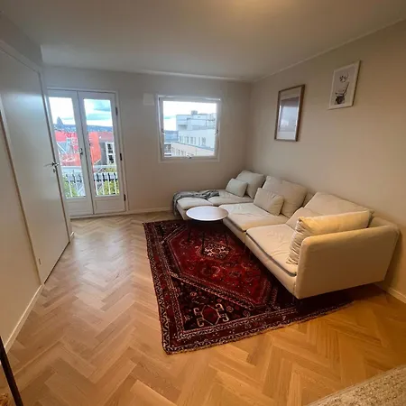 Apartment Pen I Et Koselig Nabolag *